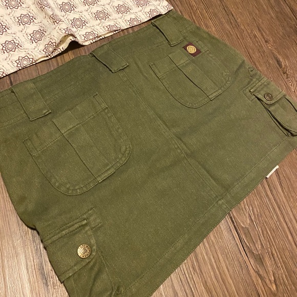 *Rare* Divine Movement Long Sleeve Shirt & Skirt - Picture 6 of 7